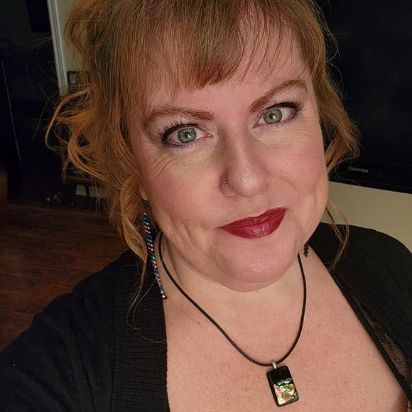 Meet your Posher, Charmaine - Picture 1 of 1